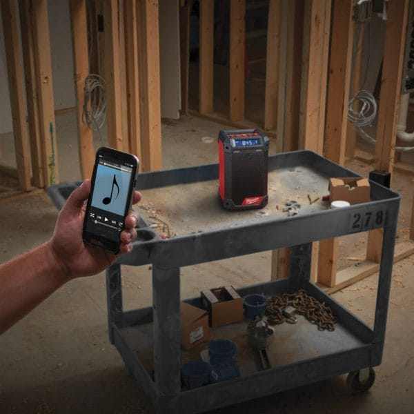 28112025692a07d66d983 Elektro Dot Professional Aku. radio-punjač 12V/230V - M12RCDAB+-0 4933472114