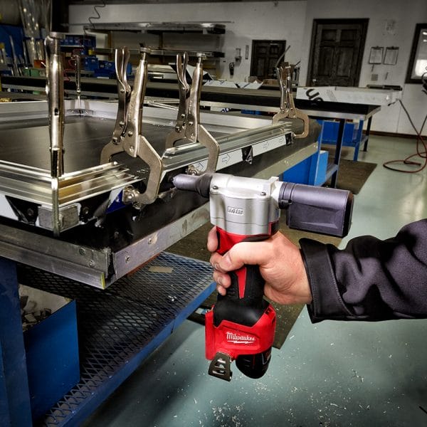 28112025692a0a46a401b Elektro Dot Professional Aku. pištolj za pop nitne 12V - M12BPRT-201X 4933464405